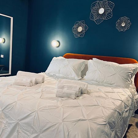 Dulcamara Boutique Apartments - Blue Velvet Бари Екстериор снимка